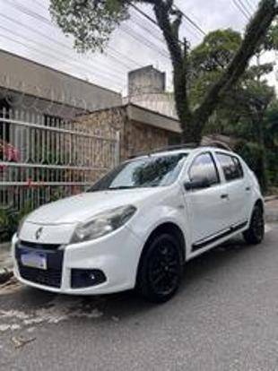 RENAULT SANDERO 1.0 AUTHENTIQUE 16V FLEX 4P MANUAL